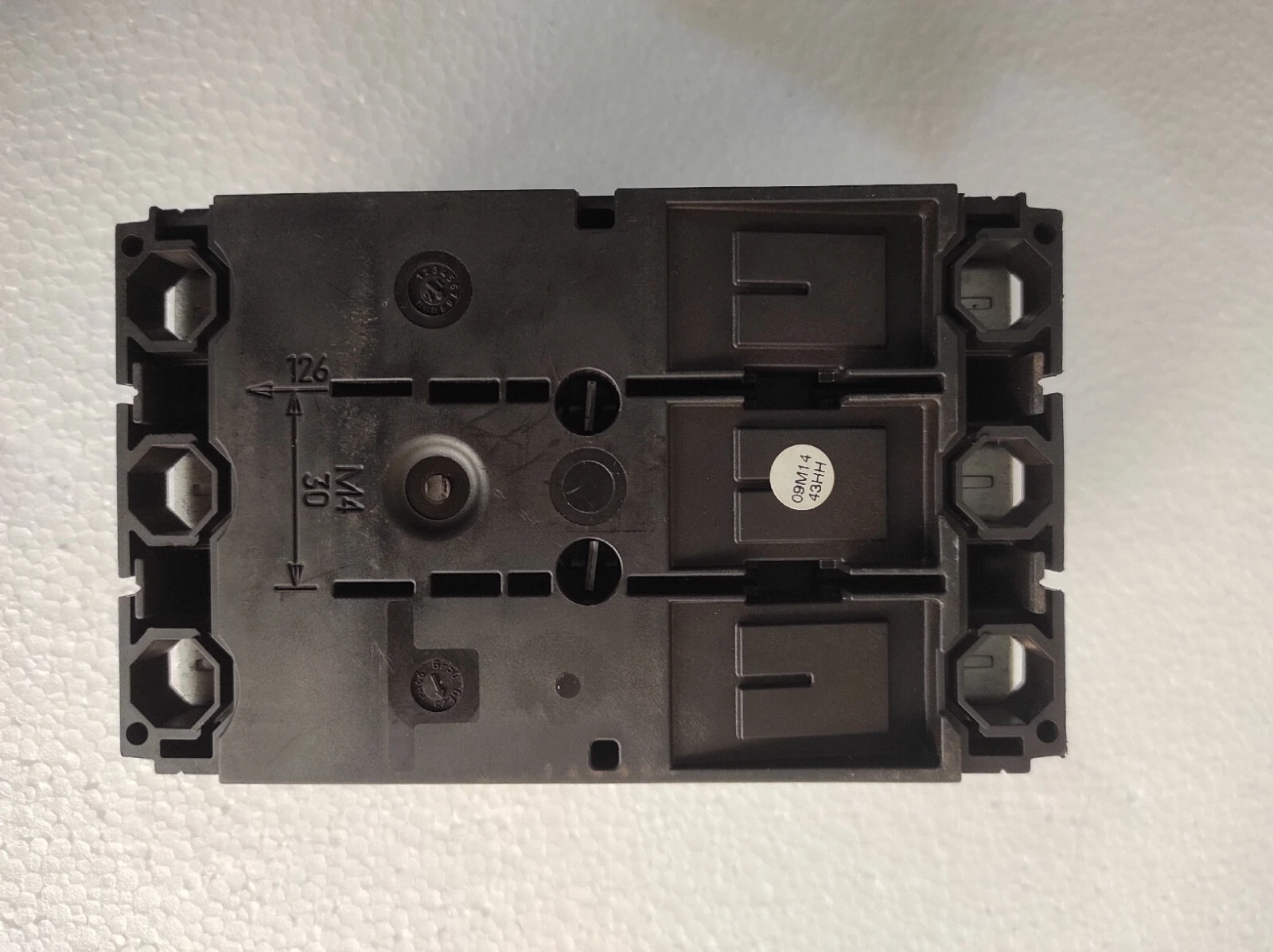 admin/uploads/uploads/Eaton  NZNH1-A63 3 Pole 125 AMP Circuit Breaker_1.webp